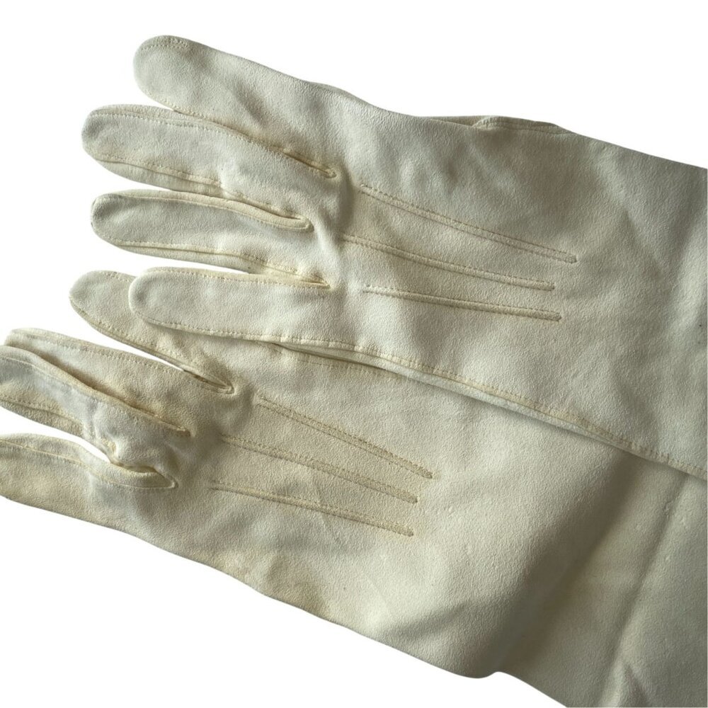 Vintage 1960's Kislav Marshall Fields Soft Off White Opera Gloves - Picture 7 of 12